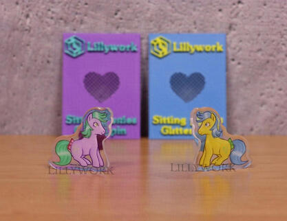 Glitter acrylic pony pins and 3d printed backcard (2024)